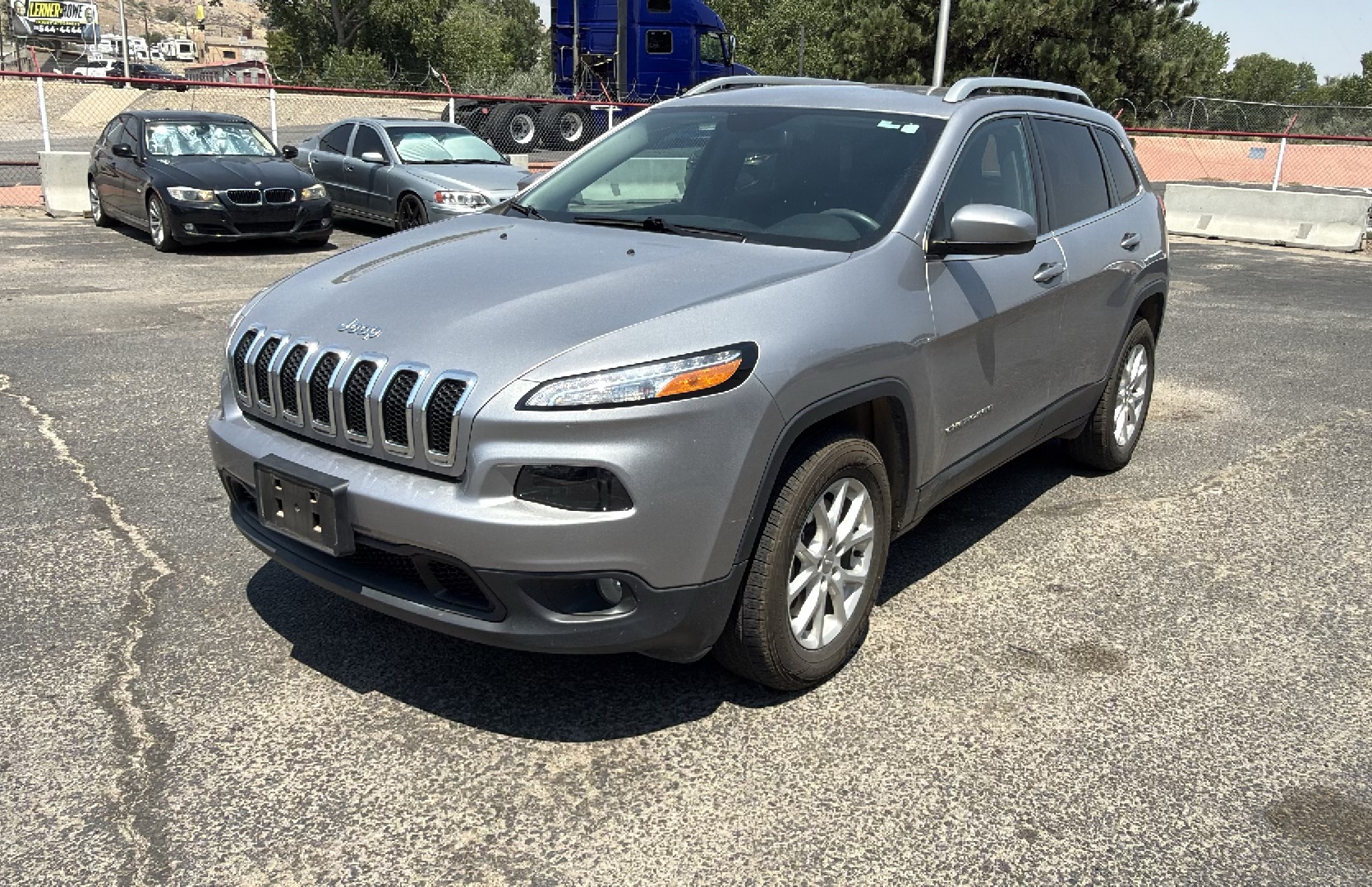 2018 JEEP Cherokee